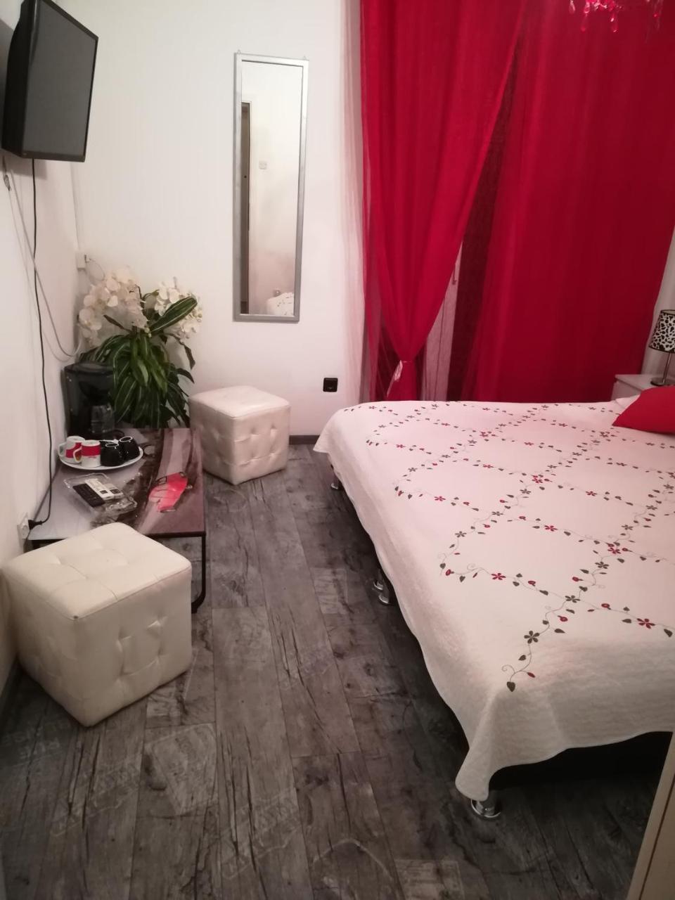 Rooms And Apartment Stambuk Spalato Esterno foto