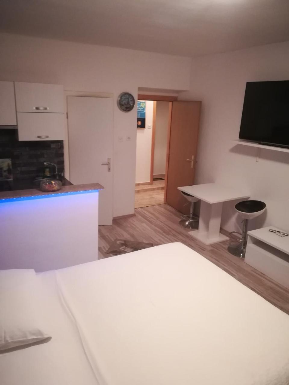 Rooms And Apartment Stambuk Spalato Esterno foto